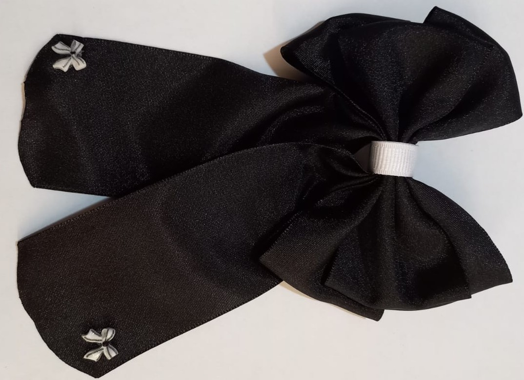 Lazo Clásico Negro Satinado con Detalles 3