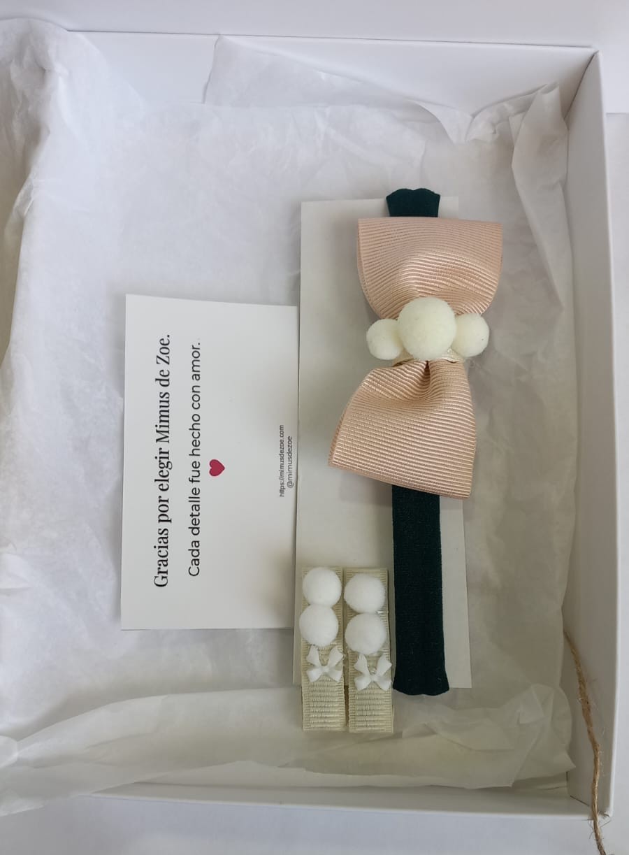 Kit Beige Pompones Deluxe