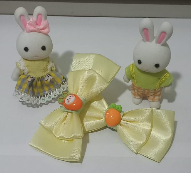 Encanto Pascua Conejito Amarillo 2